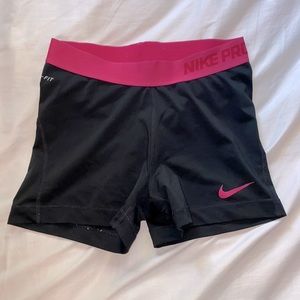 - Nike Pro Spandex